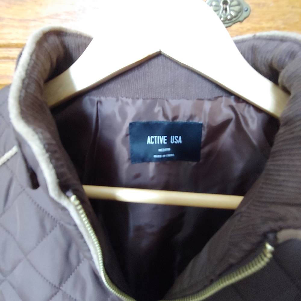 Quilted Jacket - Picture 7 of 7